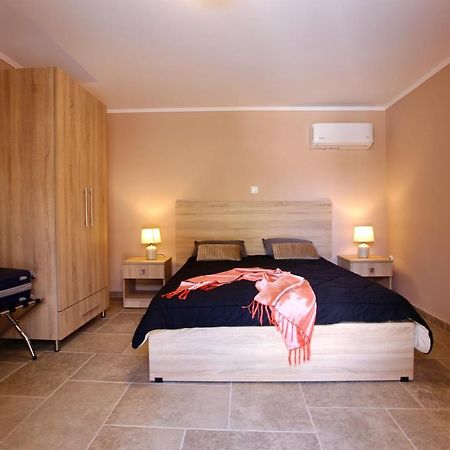 Gk Mediterranean Village - Airport Free Shuttle By Gk Properties Markópulo Kültér fotó