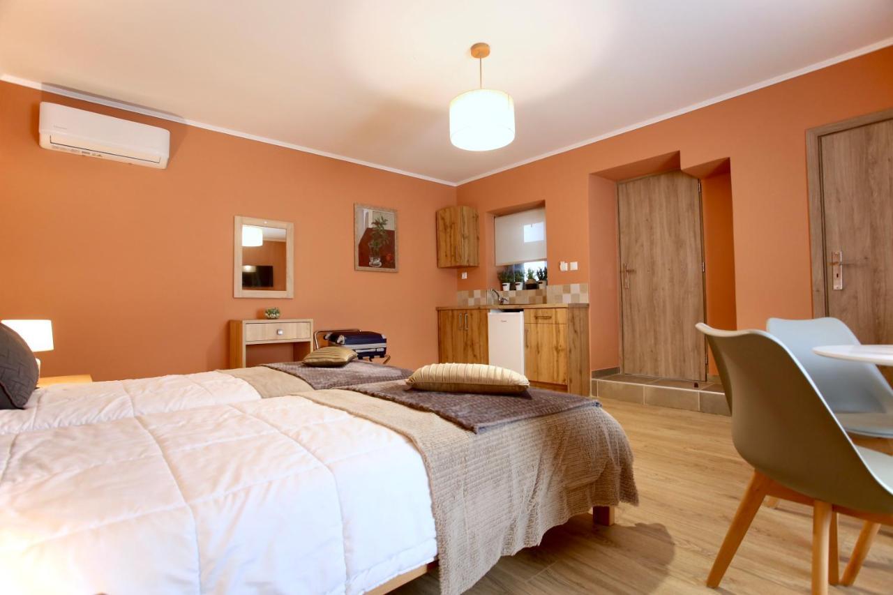 Gk Mediterranean Village - Airport Free Shuttle By Gk Properties Markópulo Kültér fotó